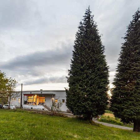 Albergue Espiritu Xacobeo O Pedrouzo Luaran gambar