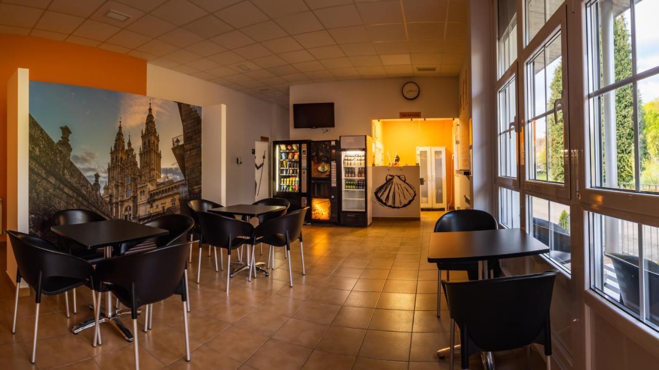 Albergue Espiritu Xacobeo O Pedrouzo Luaran gambar