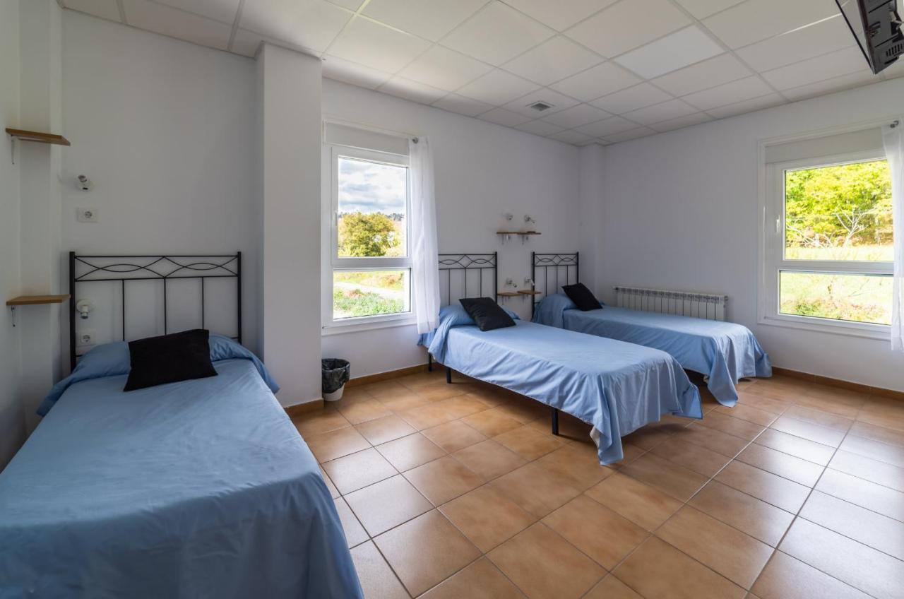 Albergue Espiritu Xacobeo O Pedrouzo Luaran gambar
