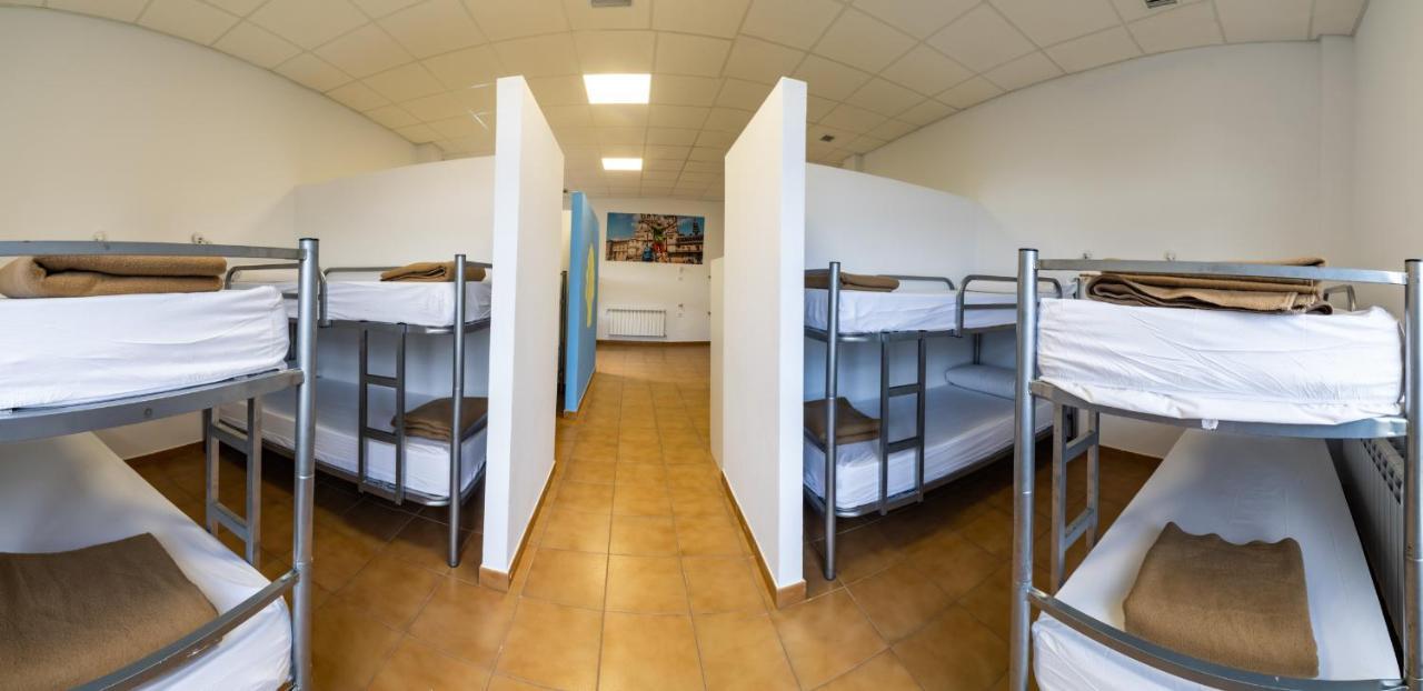 Albergue Espiritu Xacobeo O Pedrouzo Luaran gambar